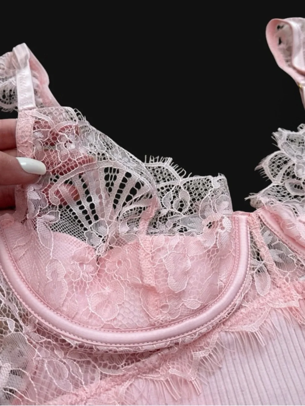 Fashion Nova romantic pink